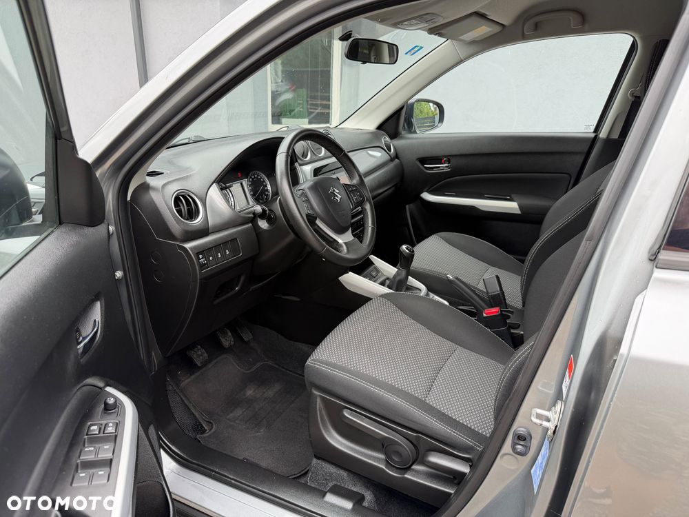 Suzuki Vitara 1.6 (4x2) Comfort+ - 6