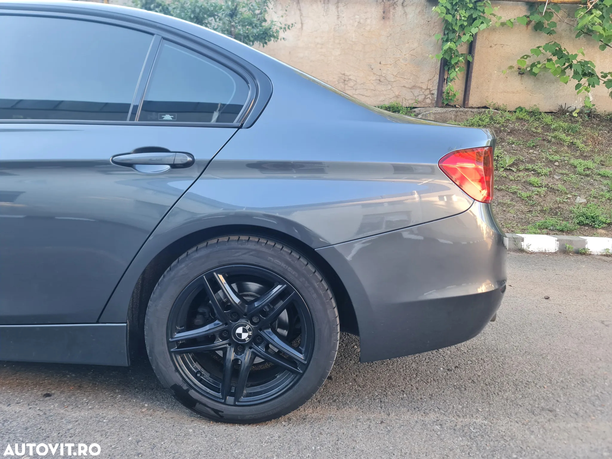 BMW Seria 3 - 8