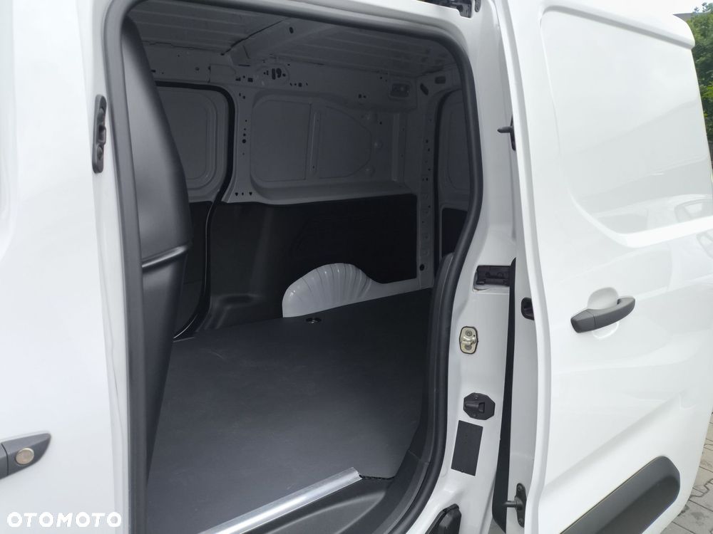 Toyota PROACE CITY - 16