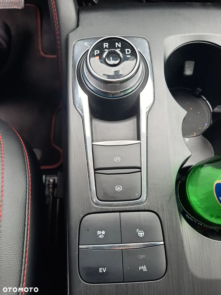 Ford Kuga 2.5P PHEV FWD ST-Line X - 21