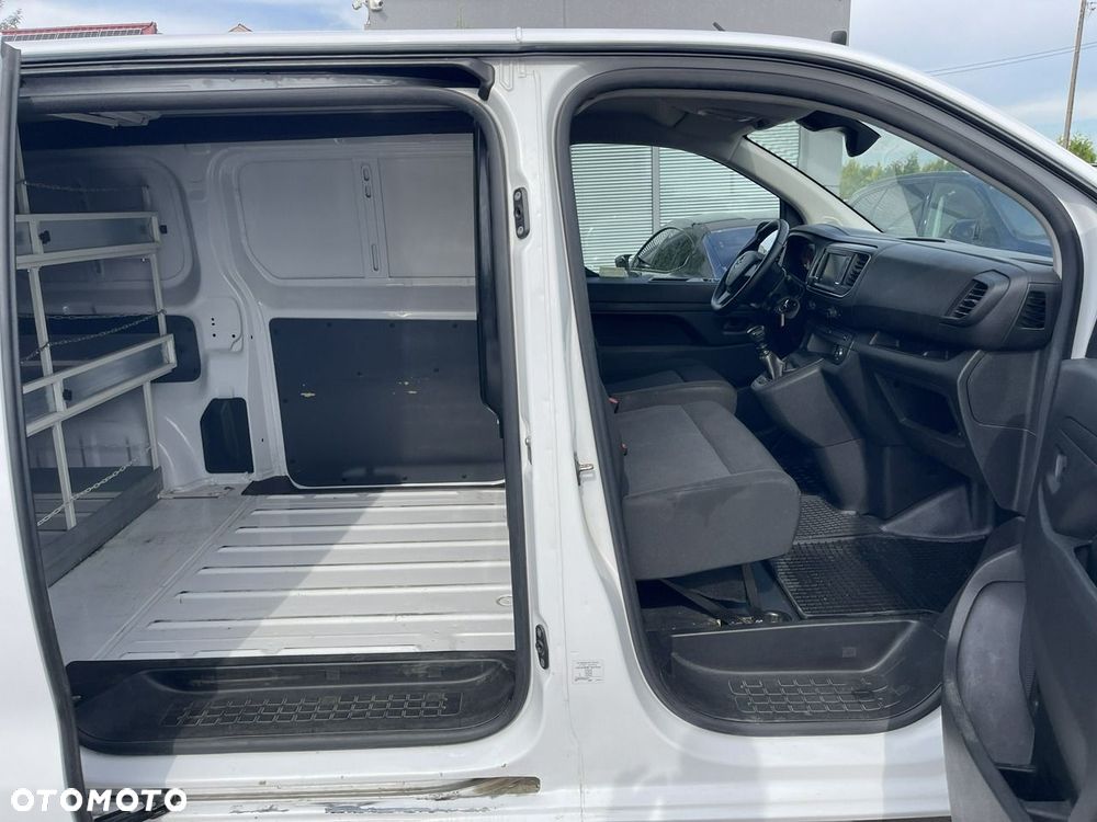 Opel Vivaro - 10