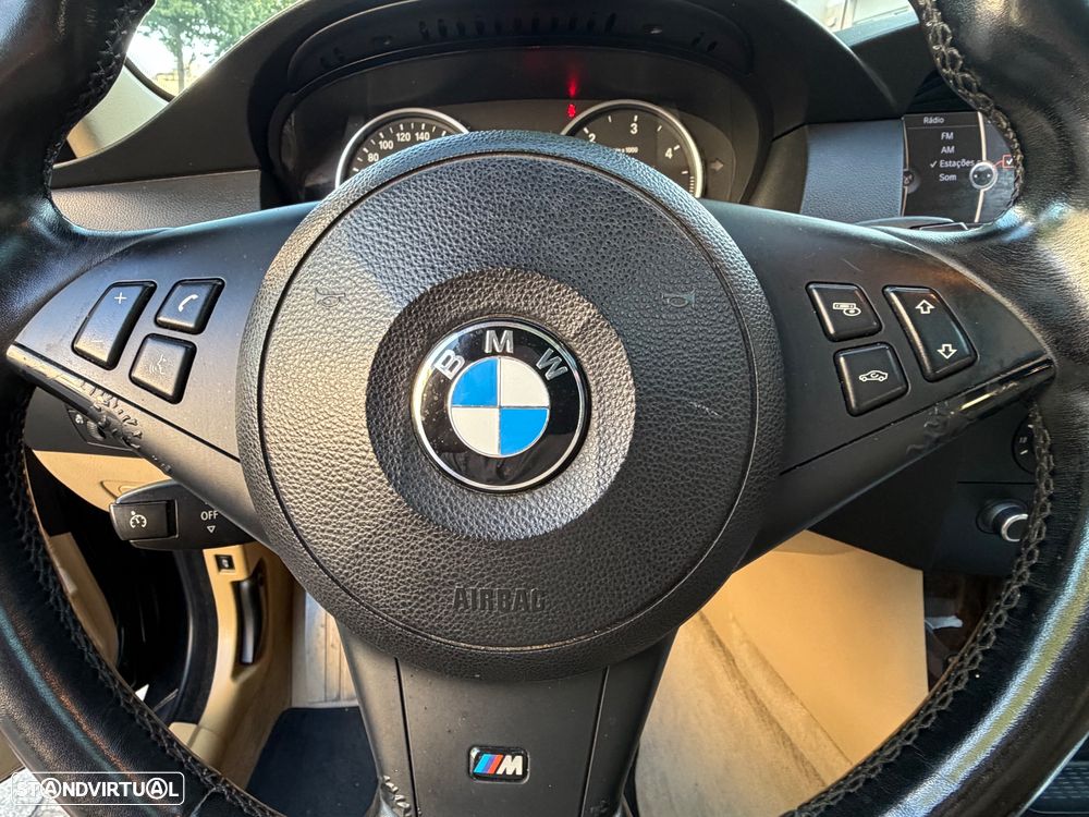 BMW 520 dA Executive - 14