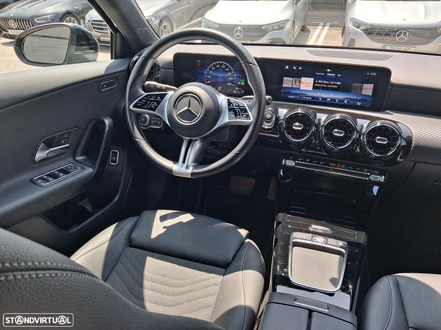 Mercedes-Benz A 250 e - 16