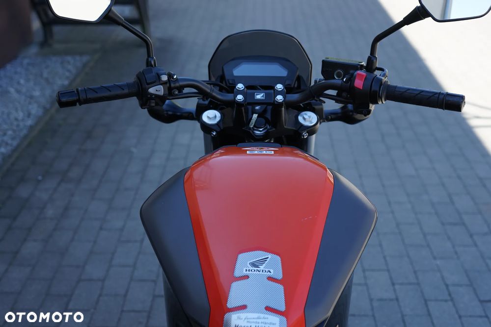 Honda NC - 16