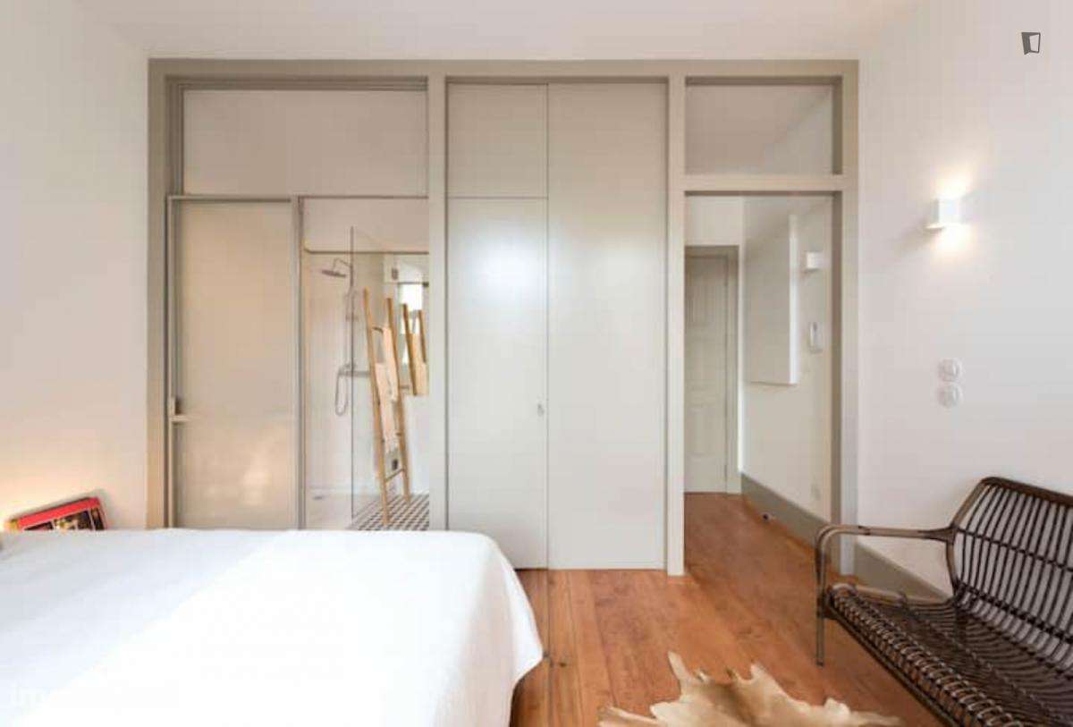 Estúdio - localizado em Santo Ildefonso Porto - Grande imagem: 5/22