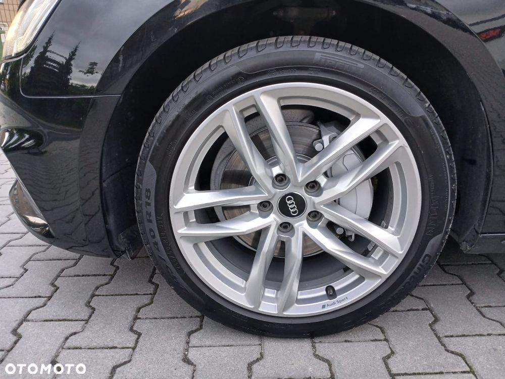 Audi A4 Avant 2.0 TDI DPF clean diesel quattro S tronic S line Sportpaket - 9