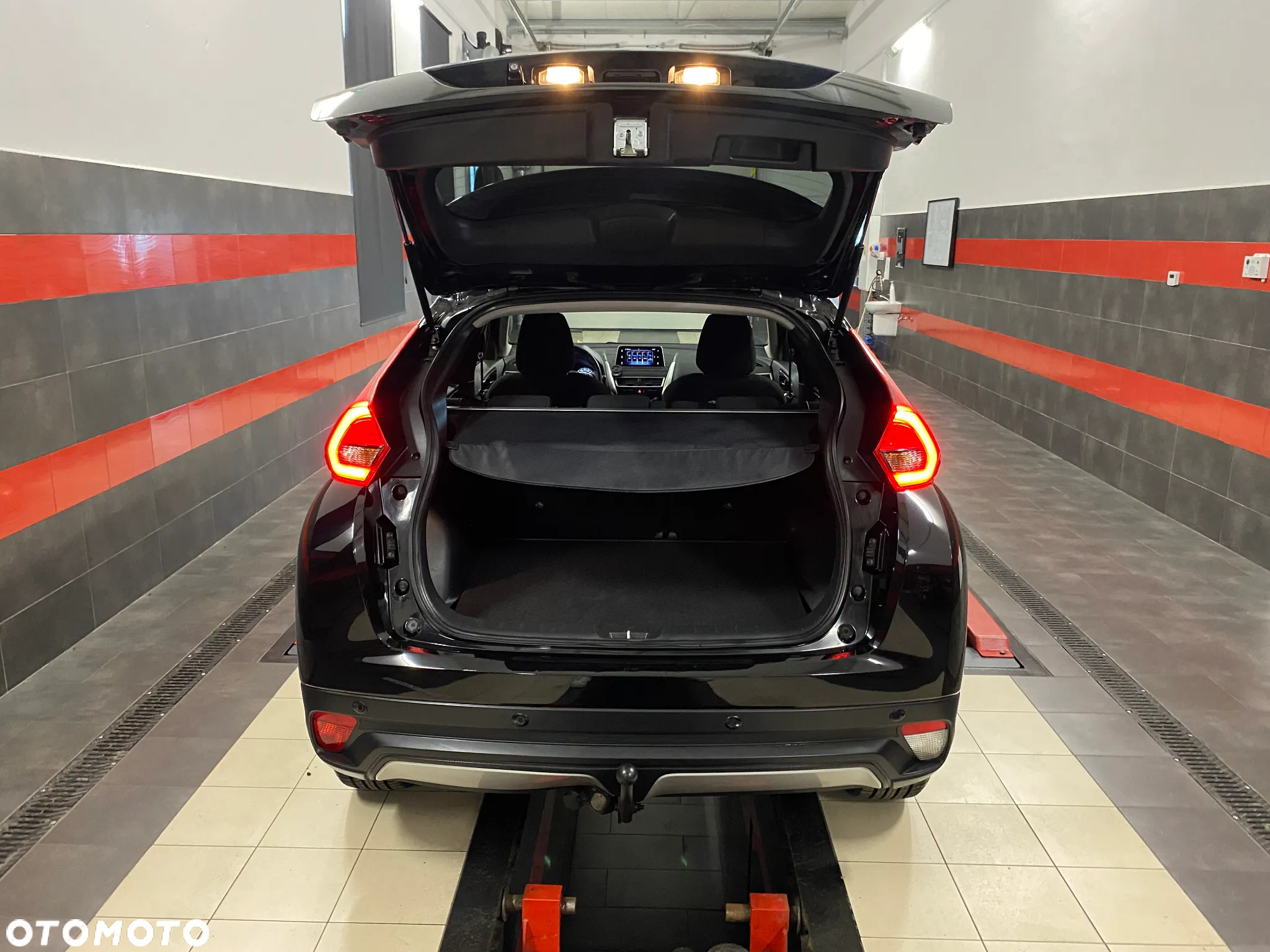 Mitsubishi Eclipse Cross 1.5 T Intense - 20