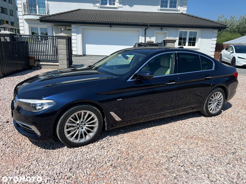 BMW Seria 5 530d Luxury Line - 6