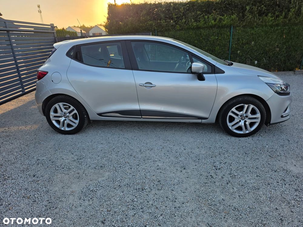 Renault Clio dCi 90 Limited - 9