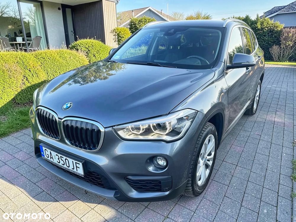BMW X1 sDrive18i - 1