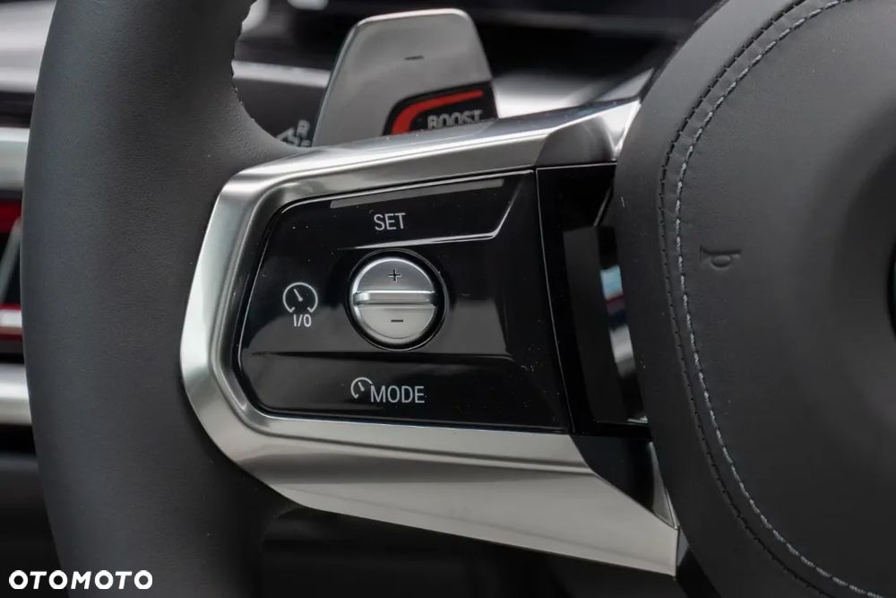BMW Seria 7 - 18