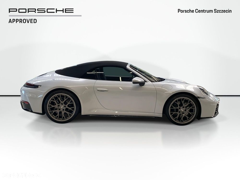 Porsche 911 Carrera - 7