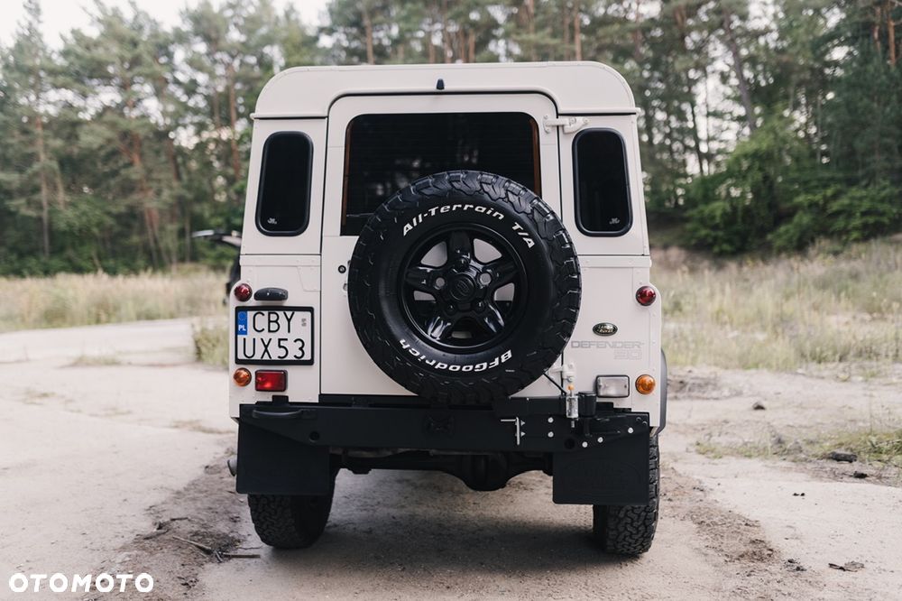 Land Rover Defender 2.5 TDI - 3