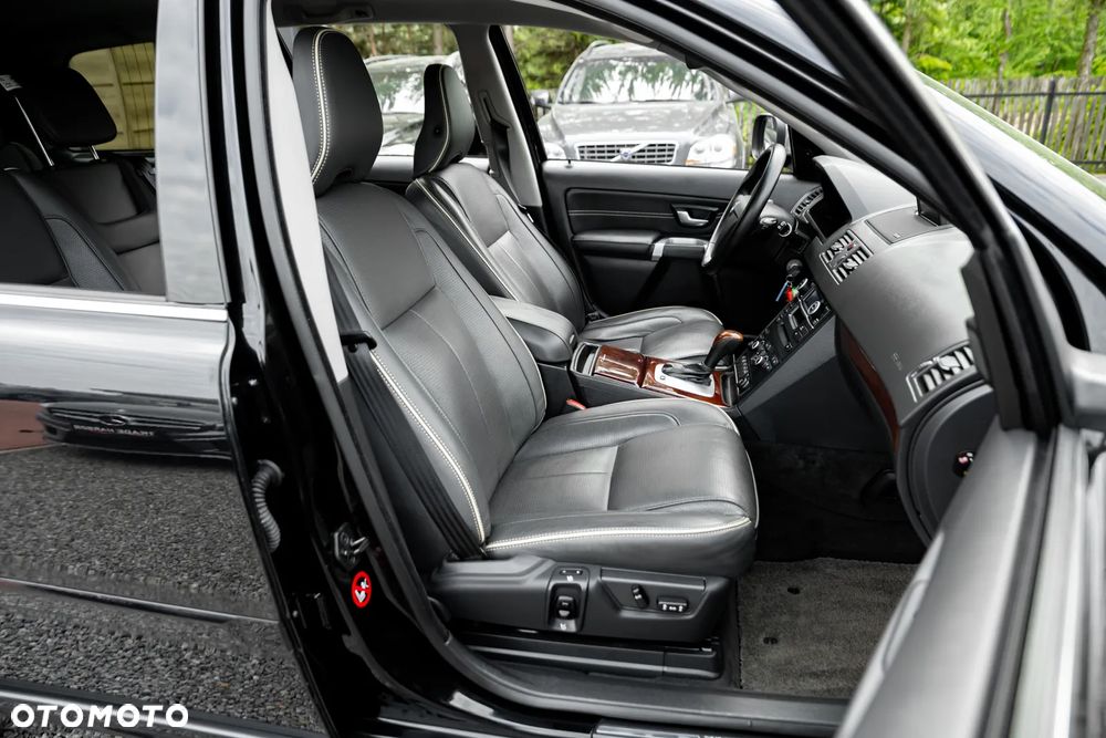 Volvo XC 90 D5 AWD Geartonic Executive - 24