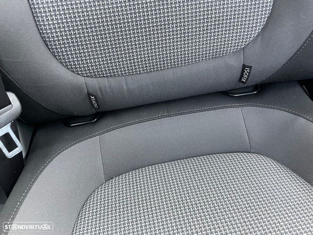 VW New Beetle 1.6 TDi DSG - 10