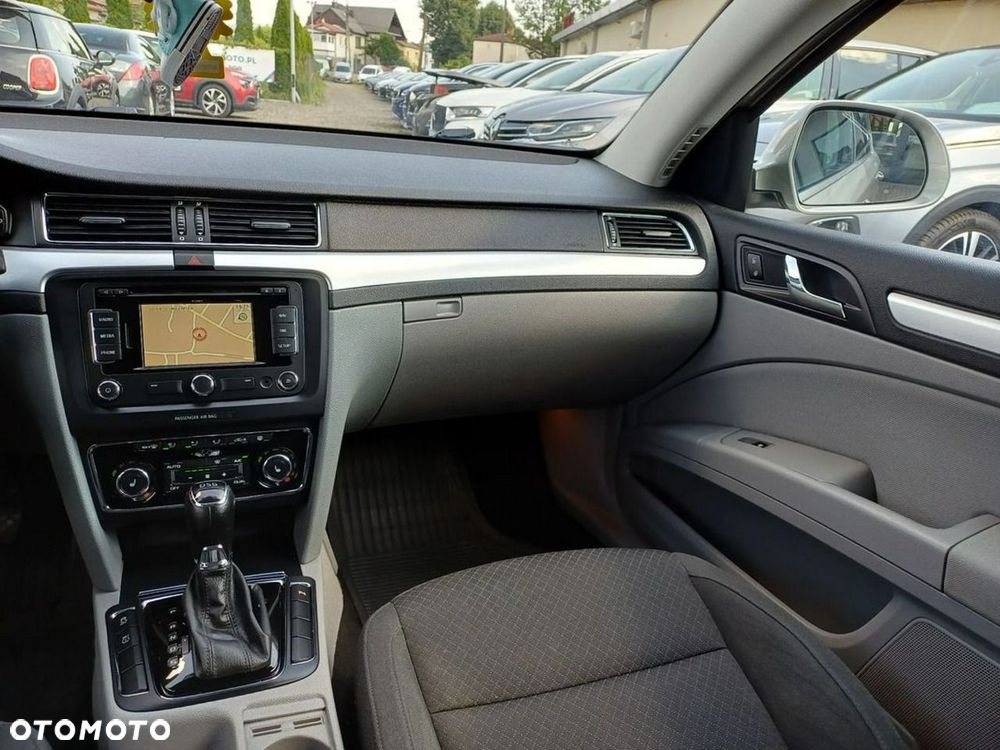 Skoda Superb 2.0 TSI DSG Elegance - 25