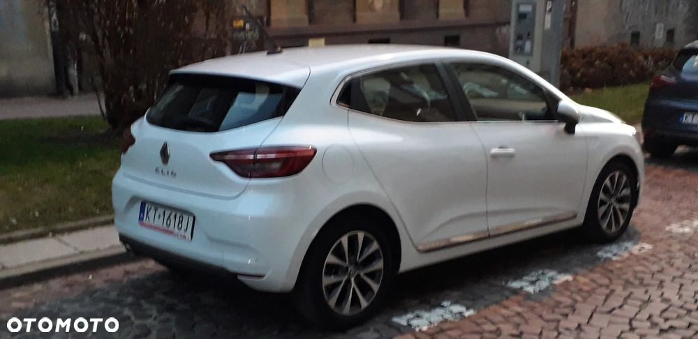 Renault Clio TCe 90 TECHNO - 9