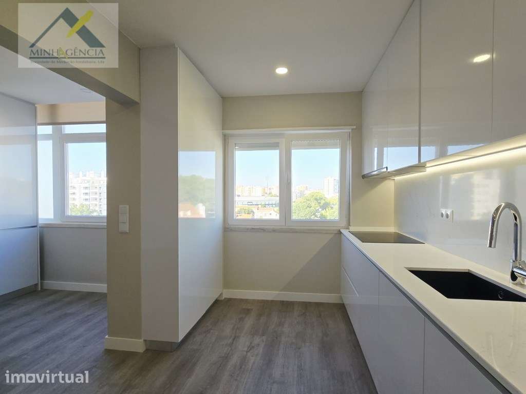 Apartamento T3 remodelado na Algodeia em Setúbal - Grande imagem: 4/37