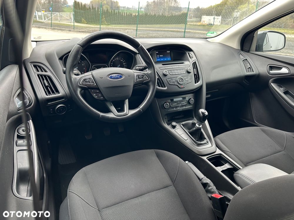 Ford Focus 1.0 EcoBoost Gold X (Trend) - 9