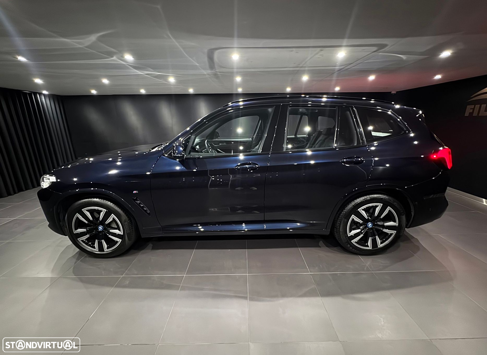 BMW iX3 M Sport Impressive - 4