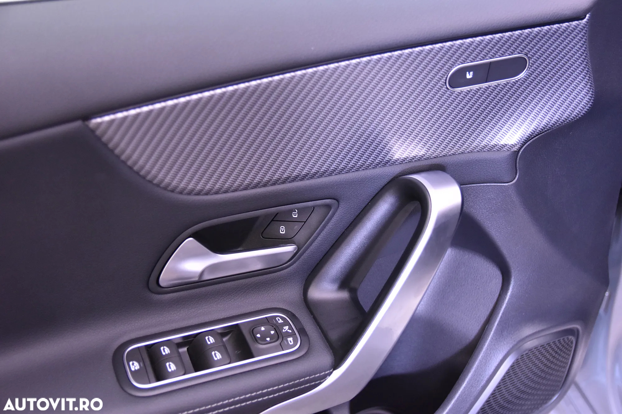 Mercedes-Benz A 180 MHEV 7G-DCT - 14