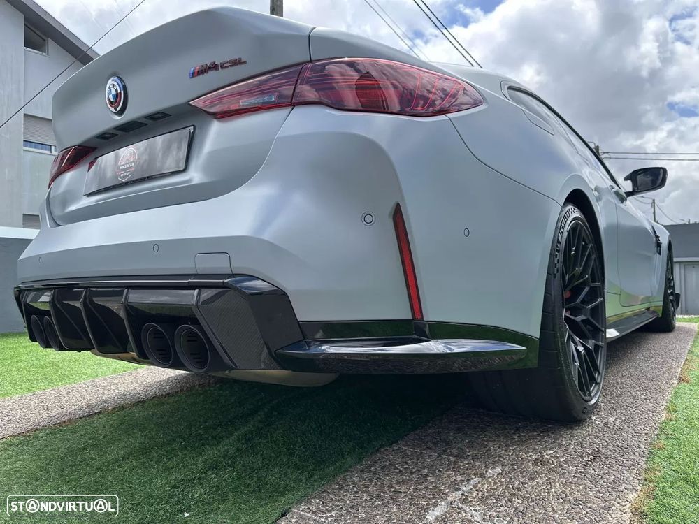 BMW M4 CSL - 22