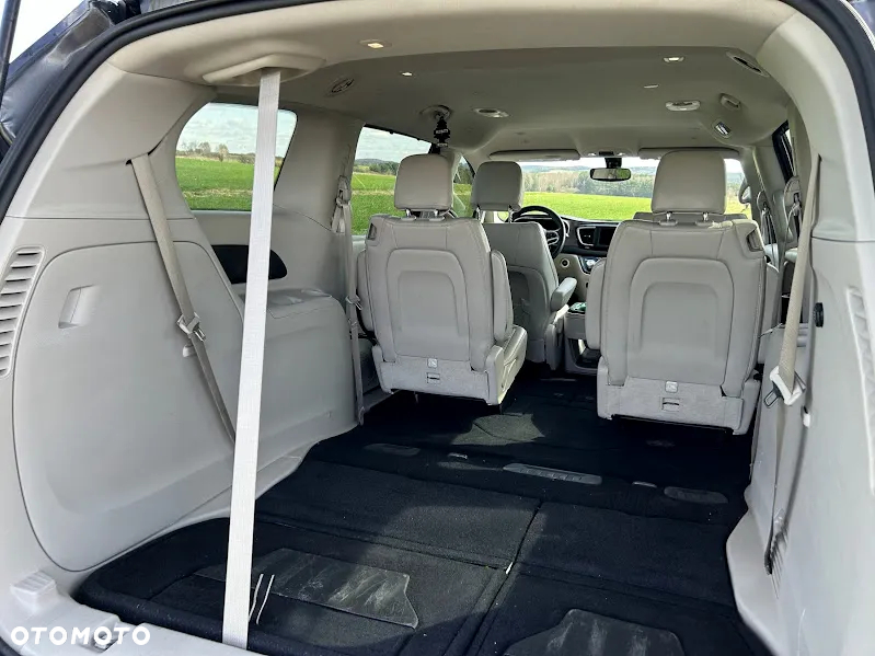 Chrysler Pacifica - 7