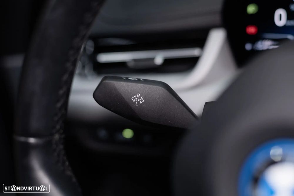 BMW 225xe Active Tourer e xDrive Line Luxury - 31