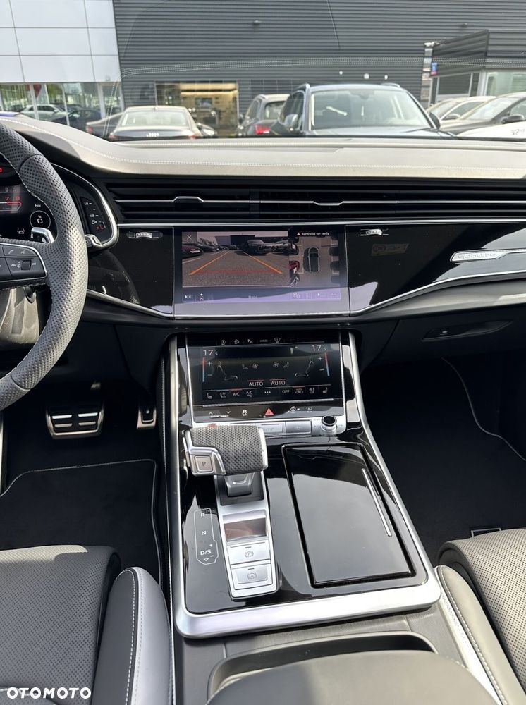 Audi RS Q8 - 19
