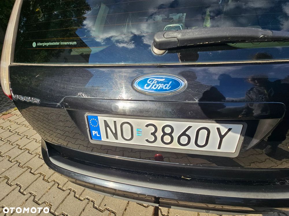 Ford Focus 1.6 Ghia - 5