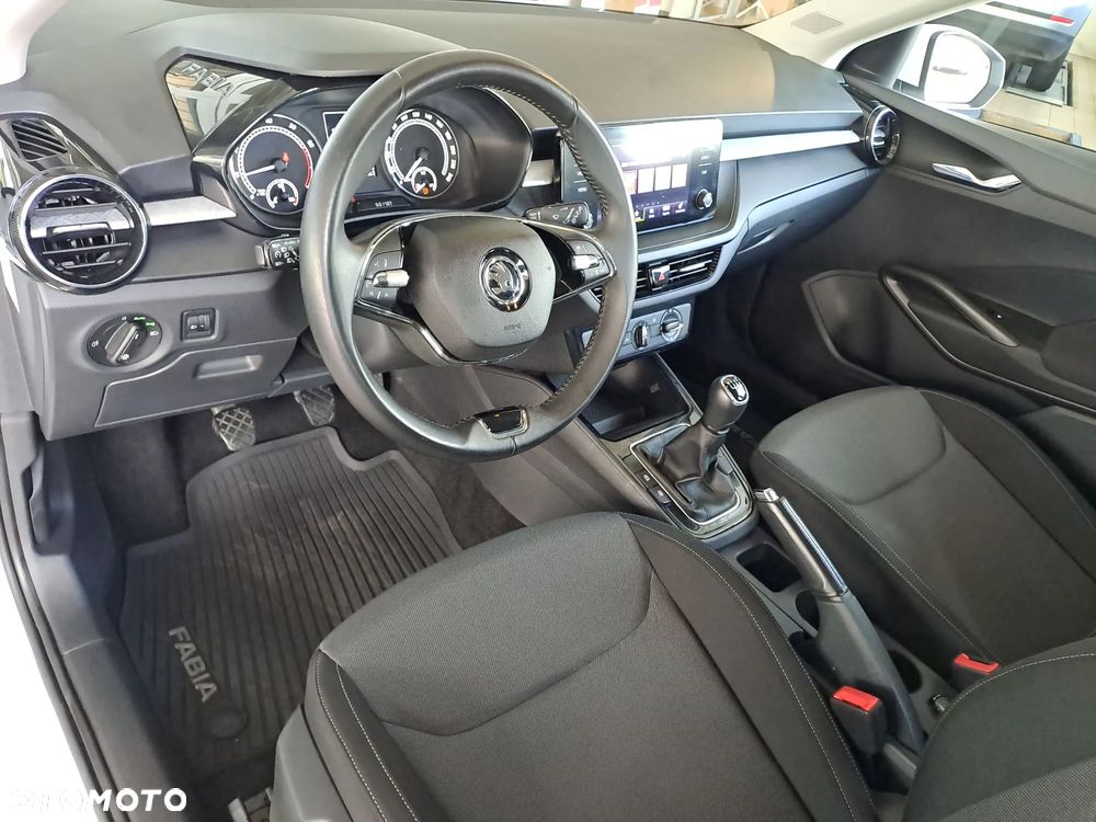 Skoda Fabia 1.0 TSI Ambition - 16