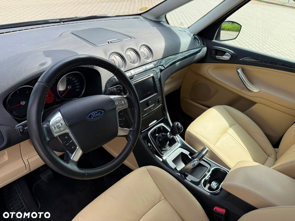 Ford Galaxy 2.0 TDCi Titanium - 19