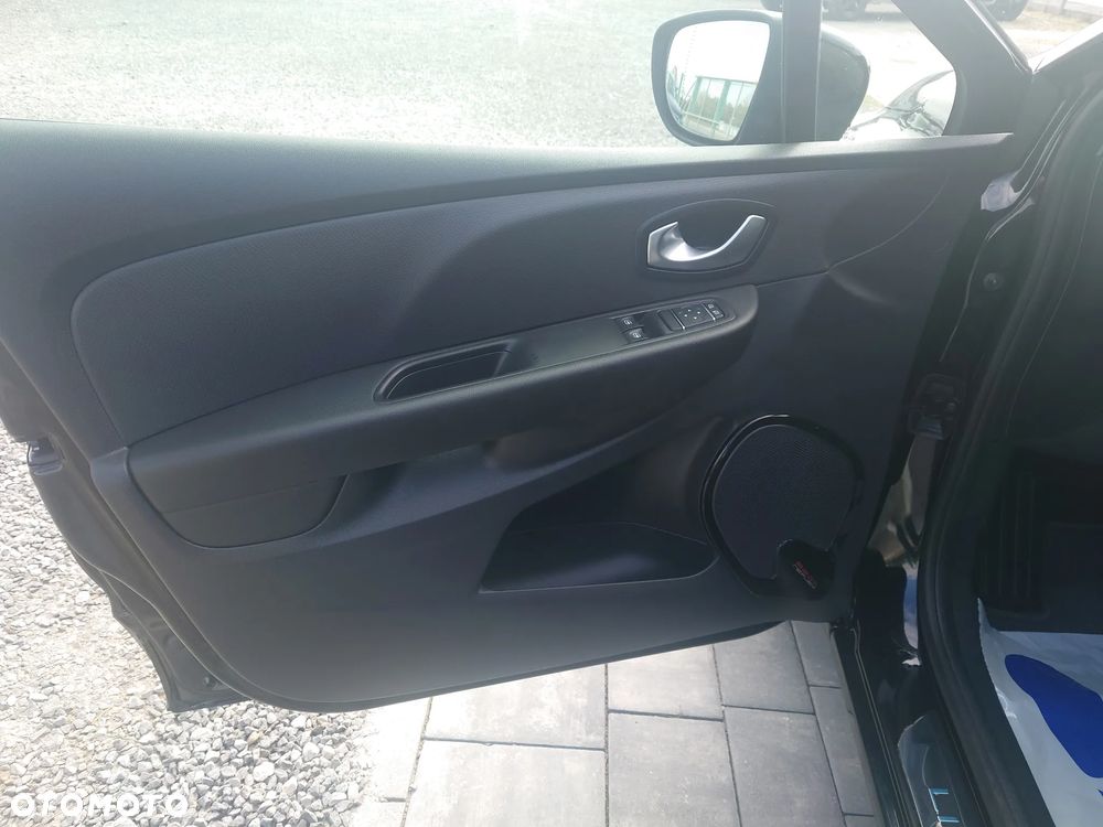 Renault Clio 0.9 Energy TCe Limited EU6 - 11