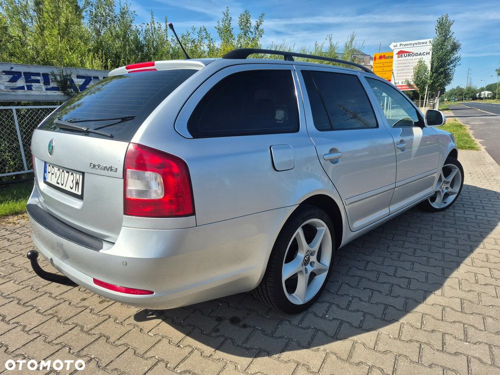 Skoda Octavia 2.0 TDI DPF Ambiente - 10