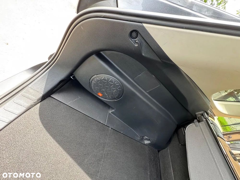 Toyota RAV4 - 27