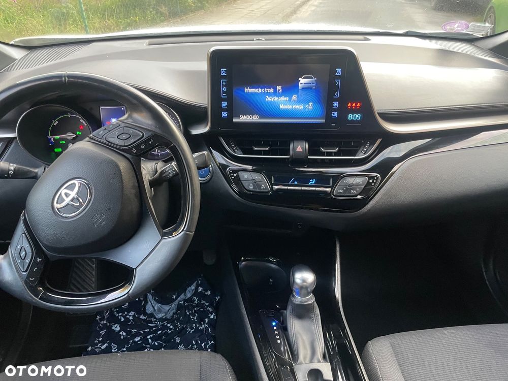 Toyota C-HR - 16