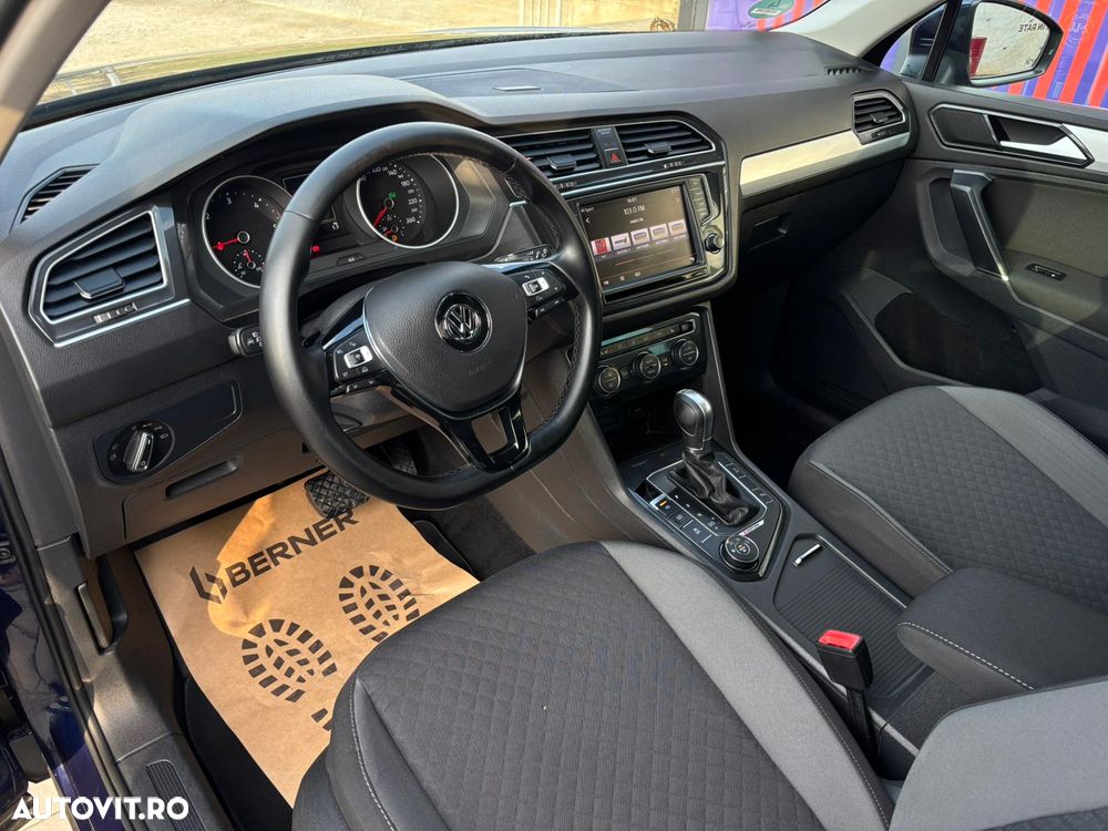 Volkswagen Tiguan 2.0 TDI SCR 4MOTION BlueMotion Technology Comfortline - 16