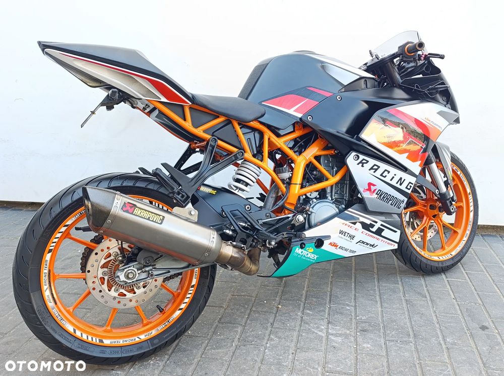 KTM RC 125 - 6