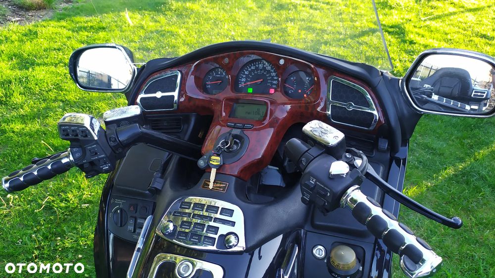 Honda GL - 22