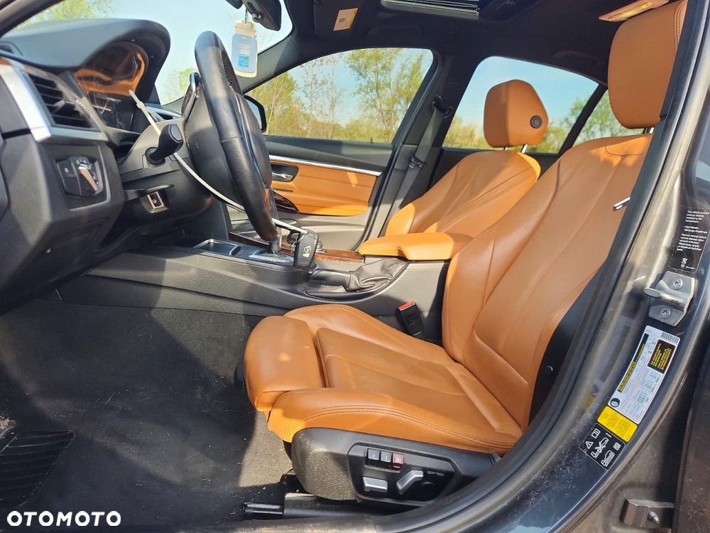 BMW Seria 3 330i xDrive Sport Line - 8