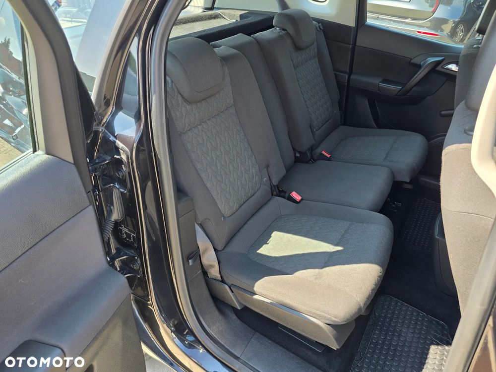 Opel Meriva - 14