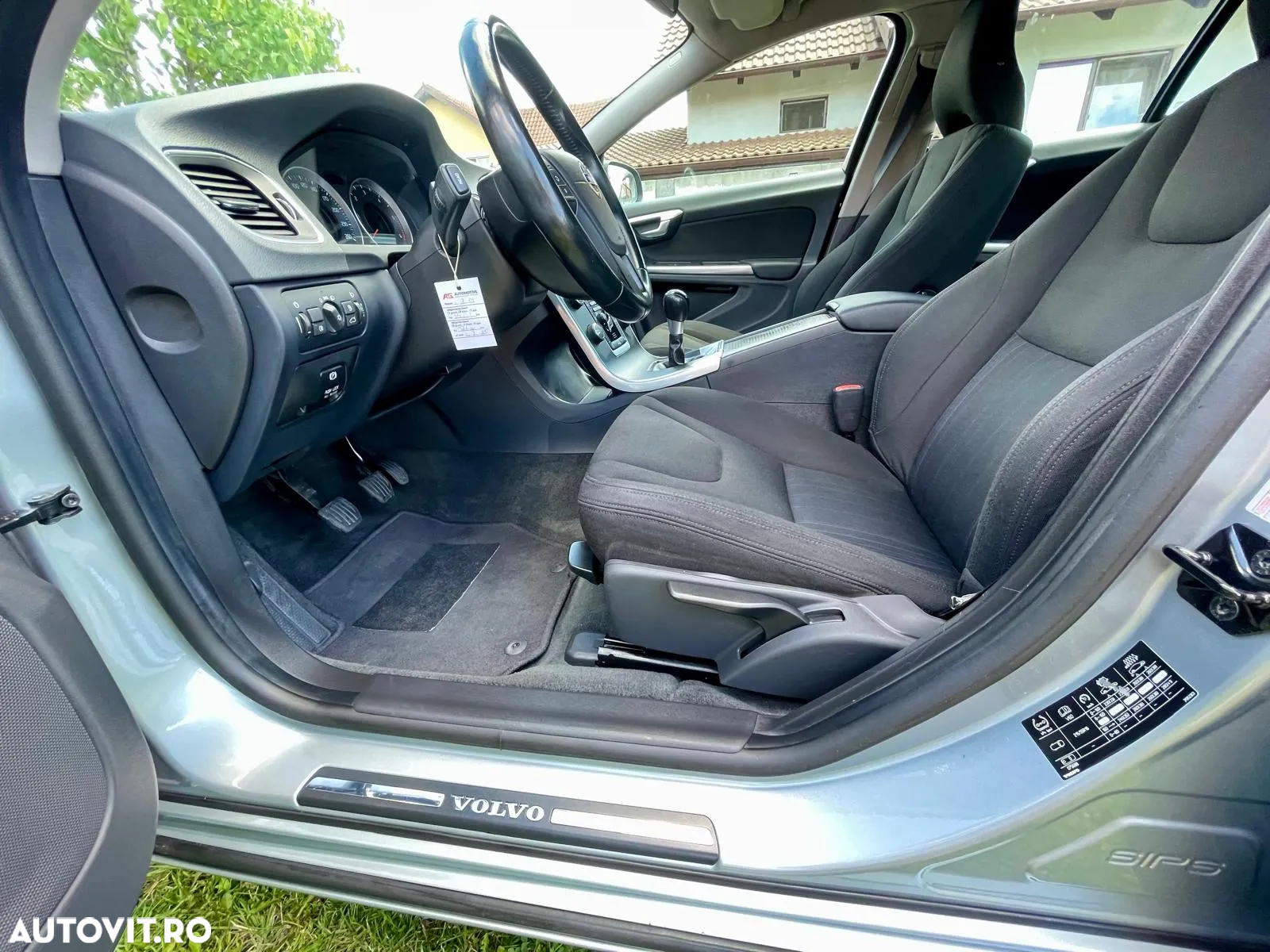 Volvo V60 D3 Kinetic - 12