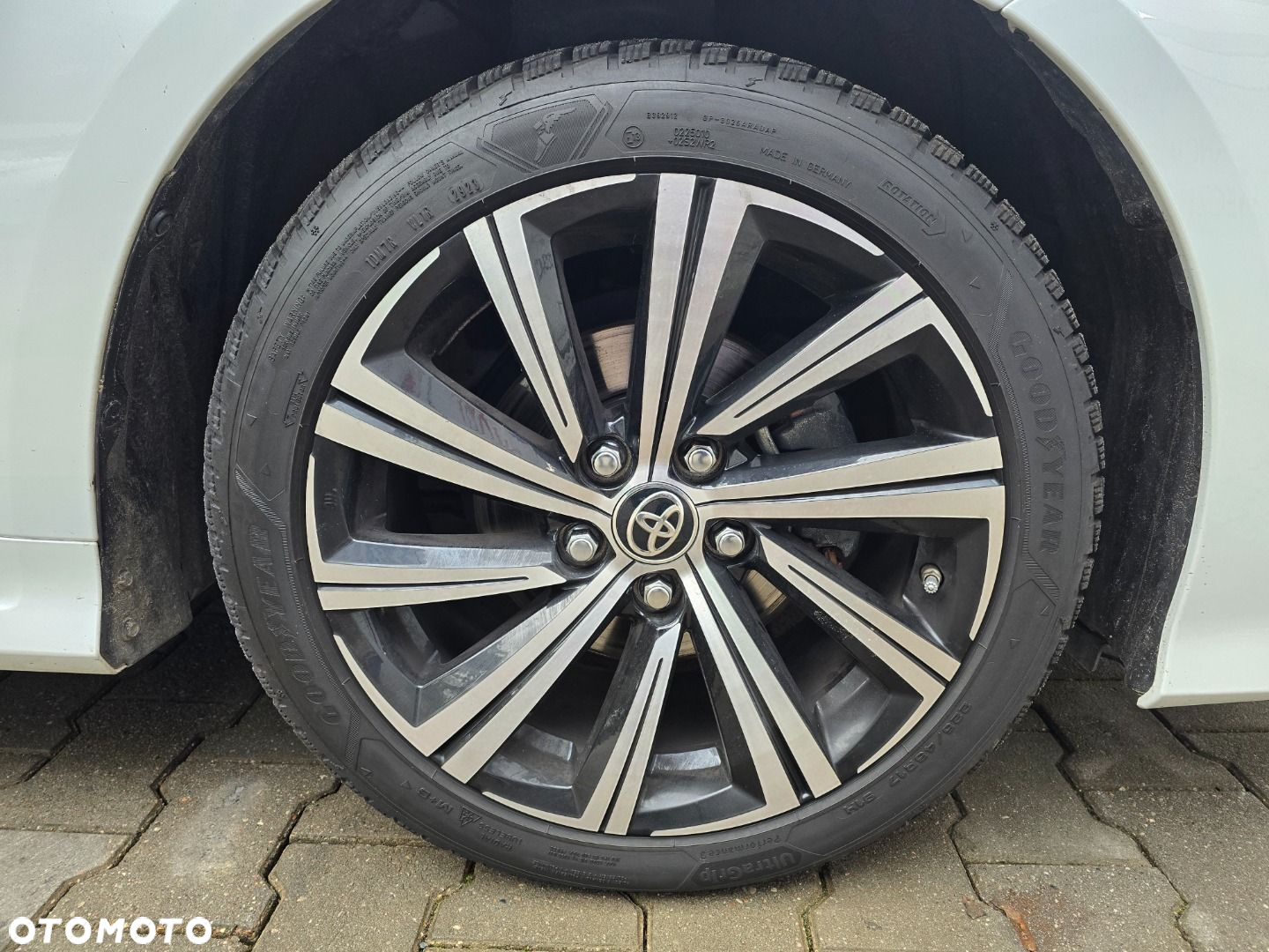 Toyota Corolla - 11