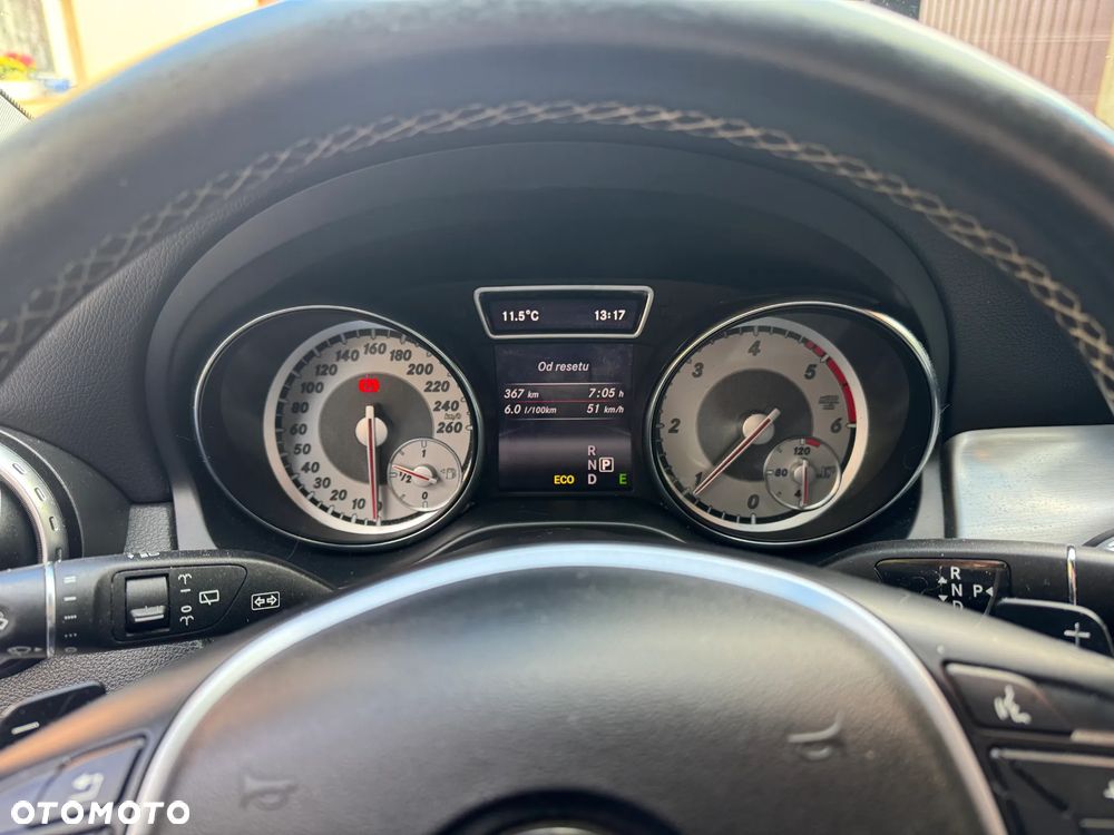 Mercedes-Benz GLA 200 (CDI) d 4-Matic - 9