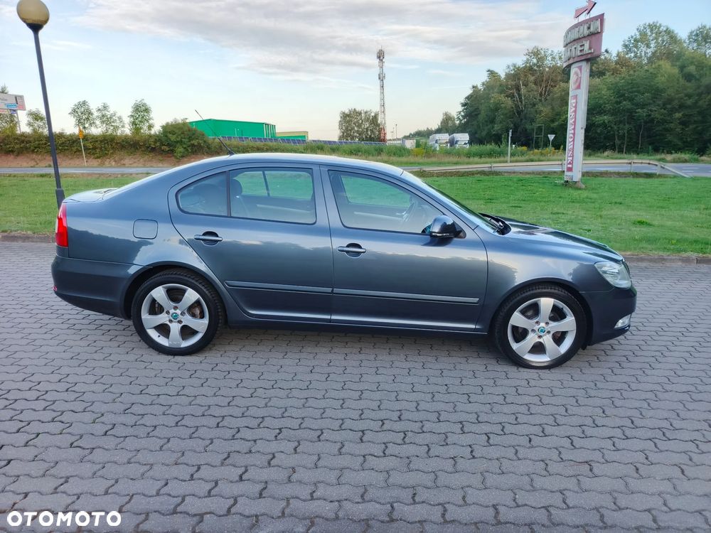 Skoda Octavia 1.4 TSI IMPULS EDITION - 33
