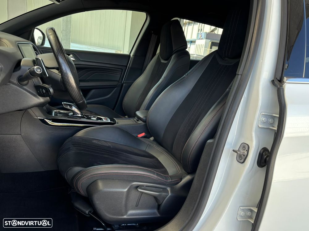 Peugeot 308 PureTech 130 EAT8 GT - 14
