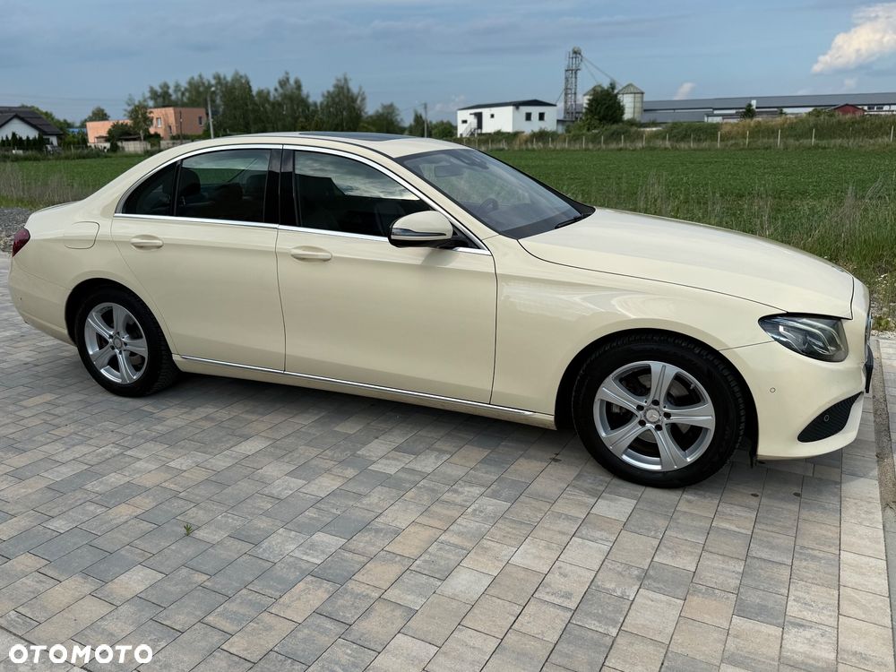 Mercedes-Benz Klasa E 220 d 9G-TRONIC Avantgarde - 4
