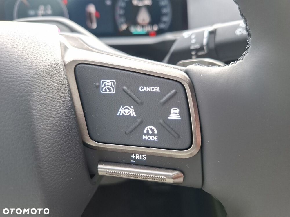 Lexus ES 500e Prestige AWD - 33