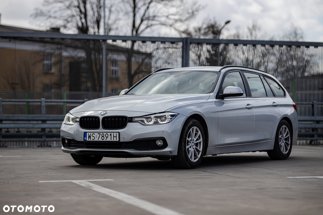 BMW Seria 3 320d Efficient Dynamics - 4