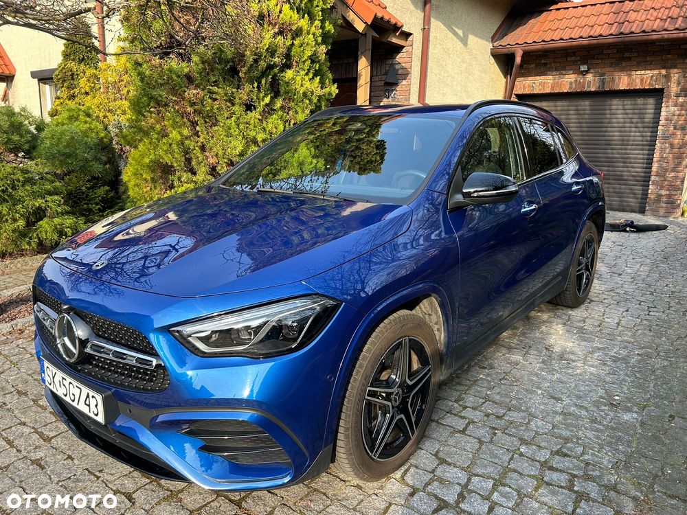 Mercedes-Benz GLA 250e AMG Line - 4